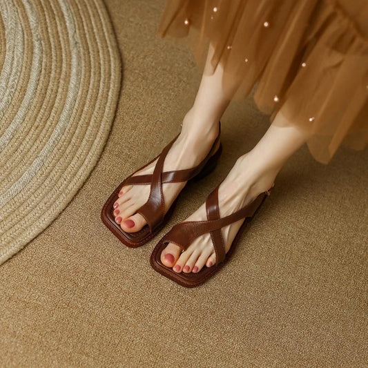 Adela™ | Die Ledersandalen
